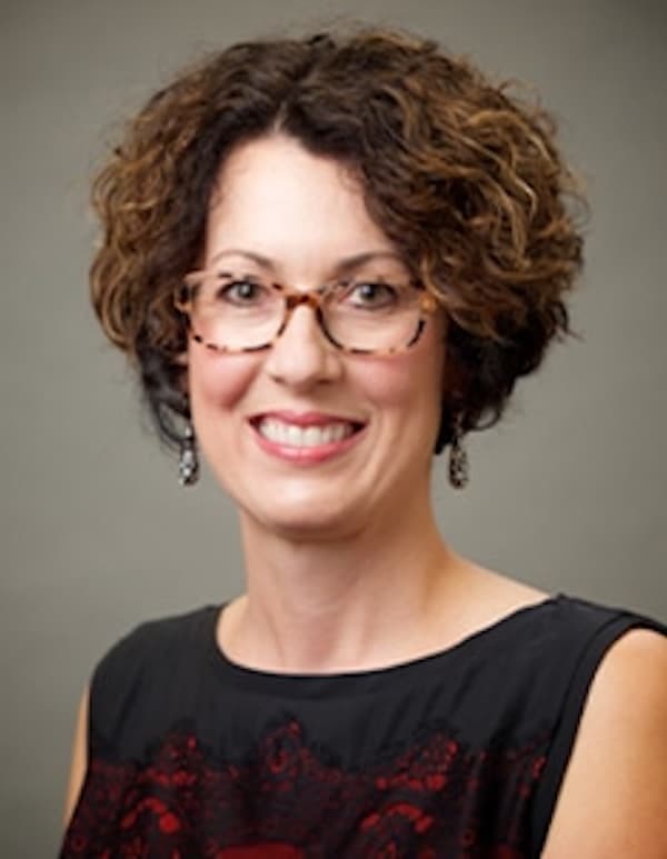DENA ANDERSON Headshot